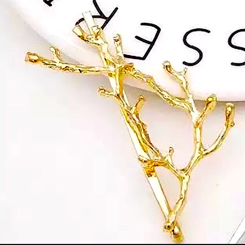 ⚜️[𝟯/$𝟭𝟴]⚜️Big Gold Twig Hairpin NEW - Picture 4 of 9